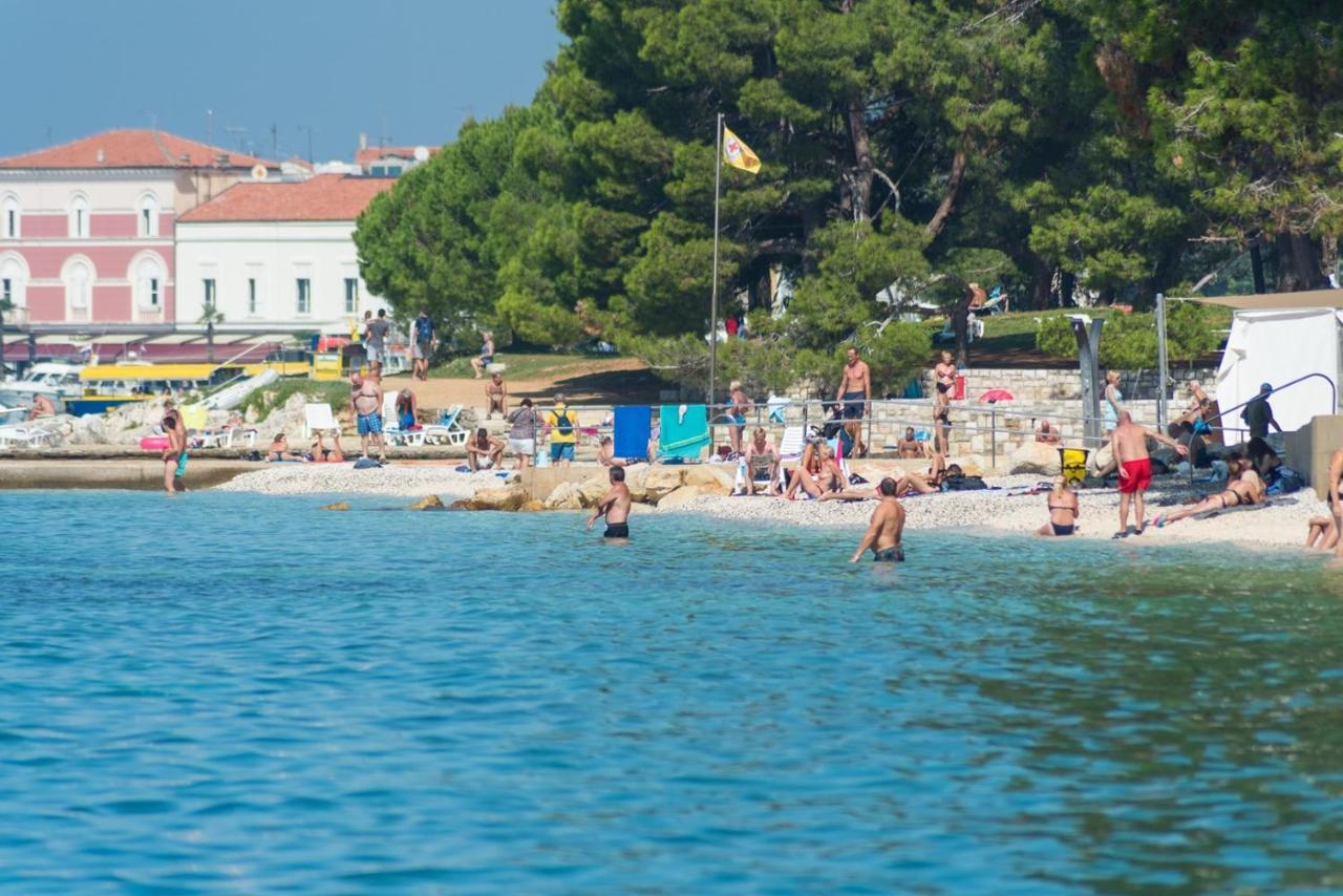 Two Bedroom Apartment La Mer Poreč Extérieur photo