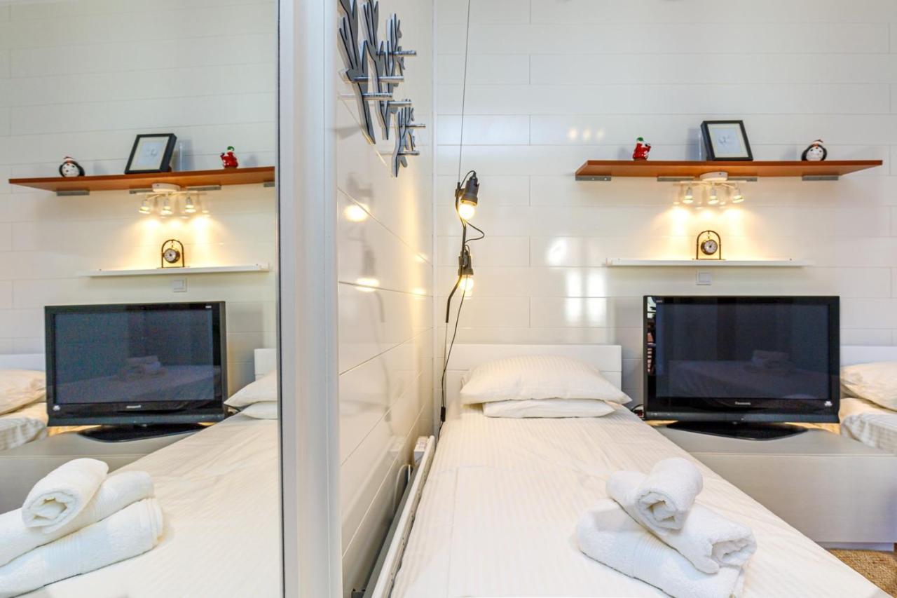 Two Bedroom Apartment La Mer Poreč Extérieur photo